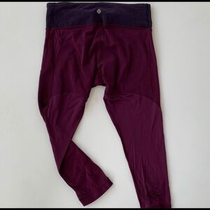 Lululemon cropped leggings burgundy color